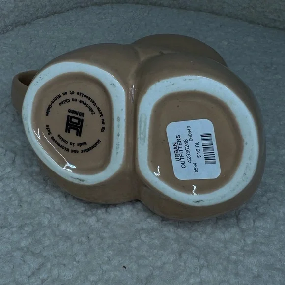 Urban Outfitters Home Ceramic Female Form Coffee Tea Mug Nude Color NWT Bohemian - Picture 6 of 6